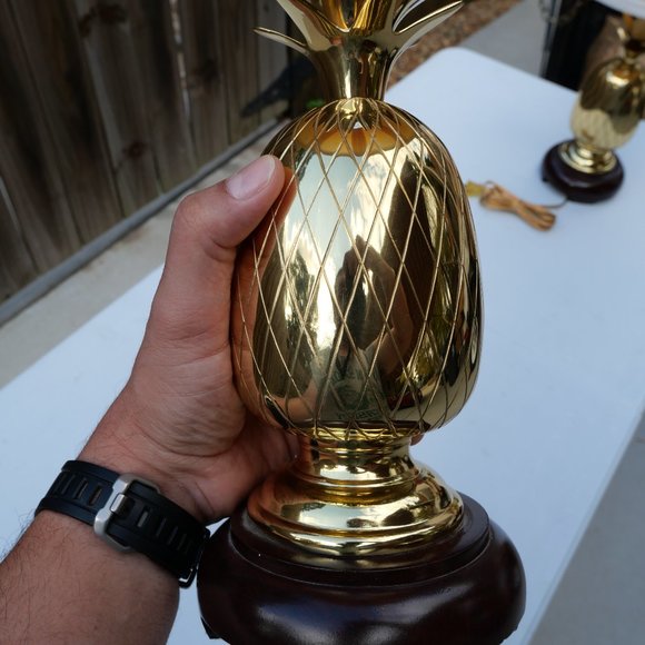 Vintage Pineapple Lamp Shade - Picture 2 of 4